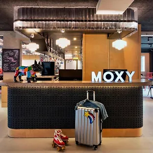 Moxy Bastille Paris